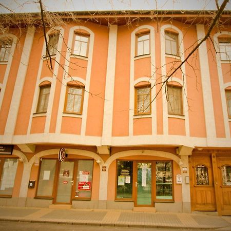 Kemences Csarda Es Panzio Hotel Hajdúszoboszló Екстериор снимка
